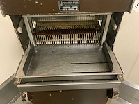 Van lierde-boons vld 40/11 broodsnijmachine - afbeelding 3 van  4