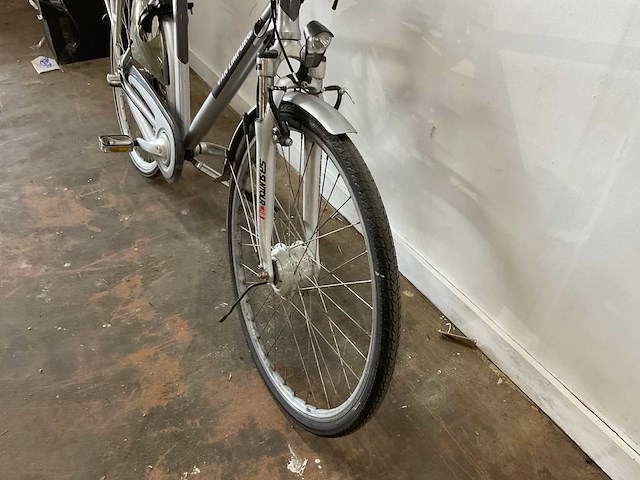Van limpurg elektrische fiets - afbeelding 9 van  19