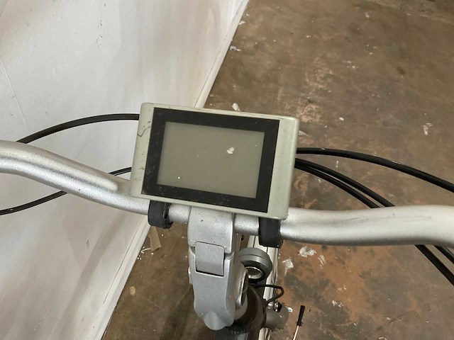 Van limpurg powered by samsung elektrische fiets - afbeelding 6 van  18