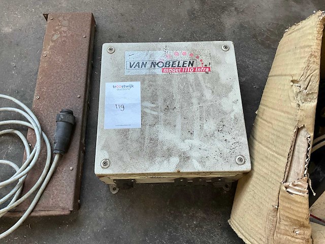 Van nobelen 1110 infra lichtsluis teller - afbeelding 2 van  3