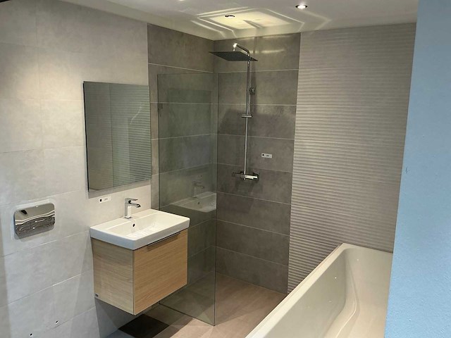 Van rijn douchecabineopstelling - afbeelding 1 van  6