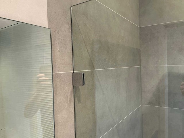 Van rijn douchecabineopstelling - afbeelding 2 van  6