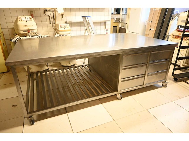 Van ‘t wout mobiele rvs grondstoffen werkbank - afbeelding 3 van  7