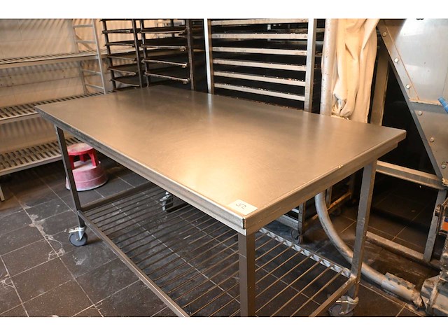 Van ‘t wout mobiele rvs werktafel - afbeelding 3 van  4