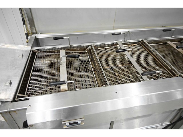 Van ‘t wout rvs mobiele koelwerkbank / oliebollenlijn - afbeelding 7 van  17