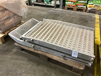 Van wanrooij antislip loop- en oprijplaat - afbeelding 1 van  4