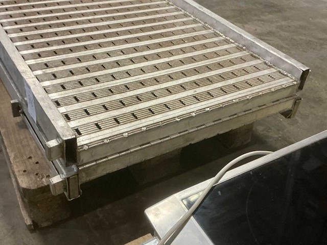 Van wanrooij antislip loop- en oprijplaat - afbeelding 2 van  4