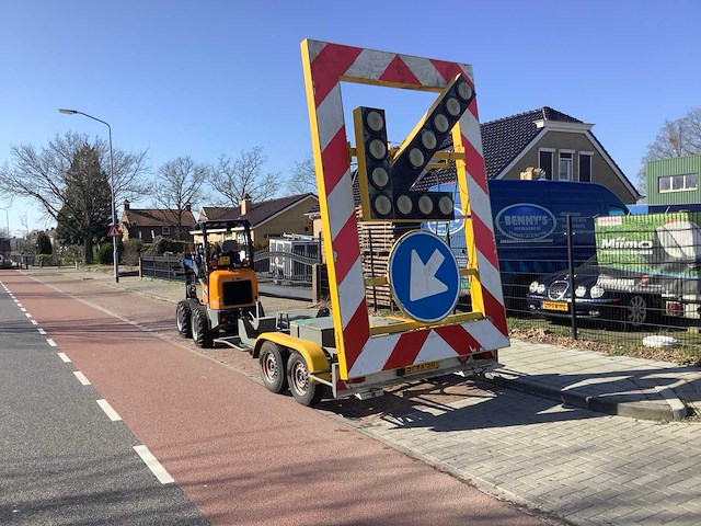 Van weel aanhangwagen - afbeelding 1 van  2