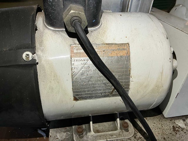 Vanco flexiband model1 verticale bandschuurmachine - afbeelding 7 van  10