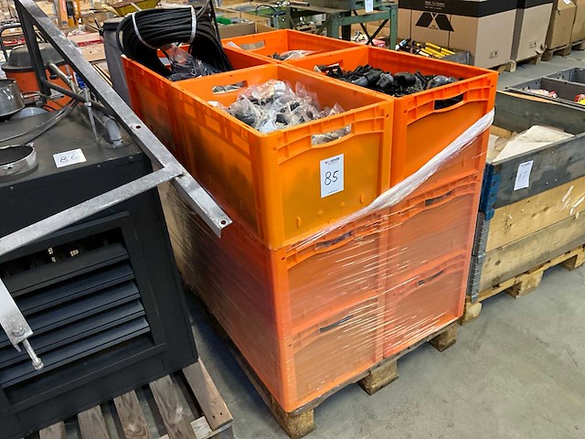 Vanderlande onderdelen intern transport systemen - afbeelding 7 van  8