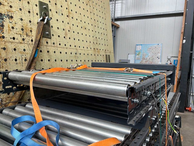 Vanderlande rollenbaan met geïntegreerde aandrijving (8x) - afbeelding 11 van  11