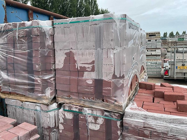 Vandersanden partij rode straatbaksteen (210x100x80mm) - afbeelding 1 van  1