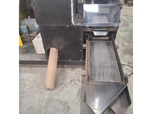 Vaner kabelrecycling / kabelgranuleerinstallatie - afbeelding 2 van  8