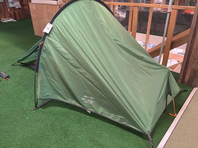 Vango nevis 200 kampeertent - afbeelding 1 van  6