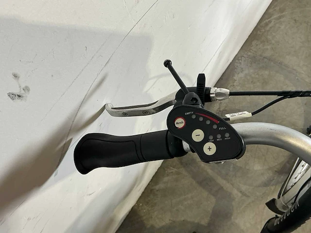 Vanraam balance elektrische lage instapfiets - afbeelding 2 van  9