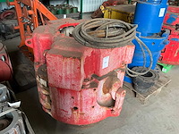 Varco hydraulische casingtang (hydraulische pijpentang) - afbeelding 1 van  4