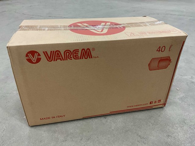 Varem extravarem 40l expansievat - afbeelding 1 van  2