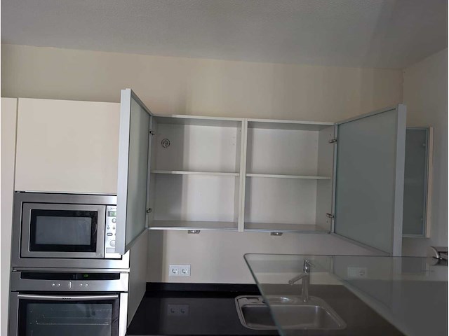 Varenna - keuken met apparatuur - afbeelding 30 van  40