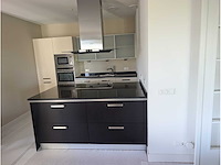 Varenna - keuken met apparatuur - afbeelding 22 van  40