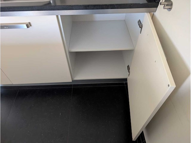 Varenna - keuken met apparatuur - afbeelding 38 van  39