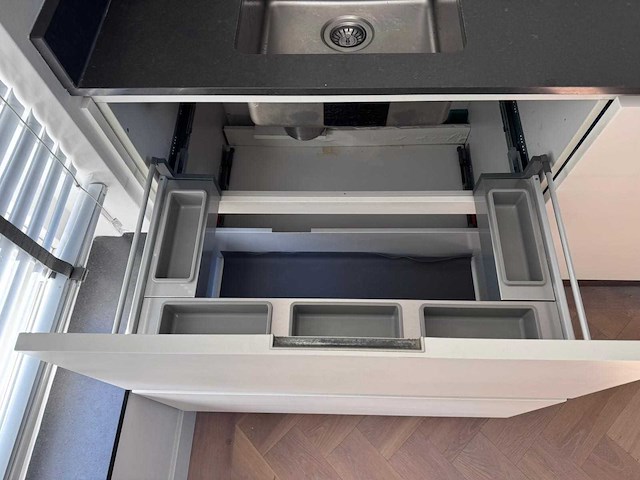 Varenna - keuken met atag/siemens studioline apparatuur - afbeelding 2 van  35