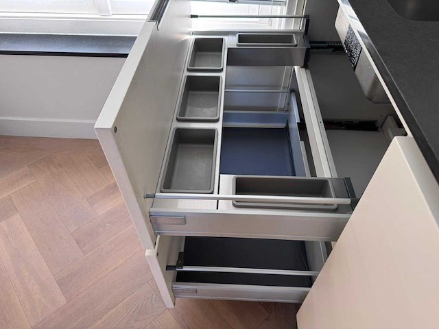 Varenna - keuken met atag/siemens studioline apparatuur - afbeelding 5 van  31