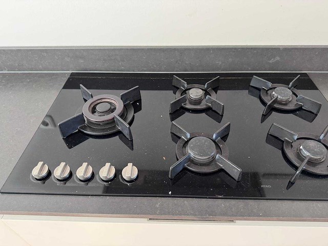 Varenna - keuken met atag/siemens studioline apparatuur - afbeelding 31 van  31