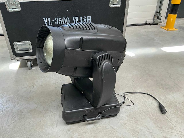 Vari lite vl3500 moving head wash light (6x) - afbeelding 1 van  1