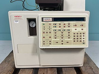 Varian diverse laboratoriumapparatuur - afbeelding 2 van  8