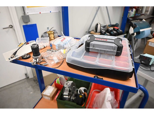 Variofit sw400-801 magazijnwagen inclusief inhoud installatiematerialen - afbeelding 5 van  7