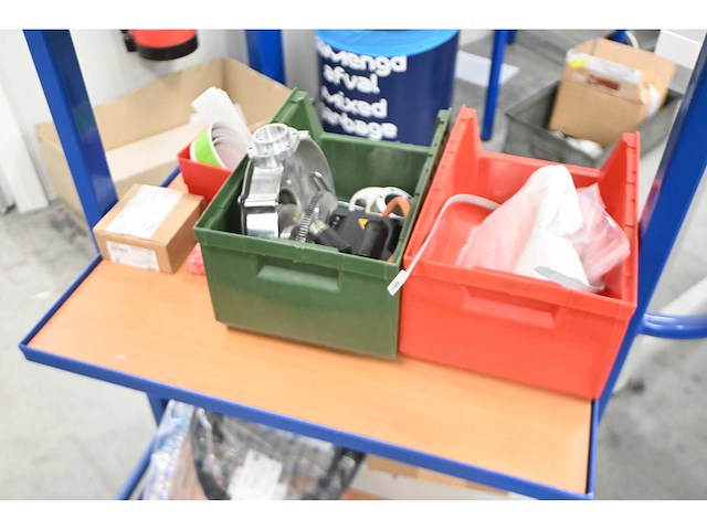 Variofit sw400-801 magazijnwagen inclusief inhoud installatiematerialen - afbeelding 6 van  7