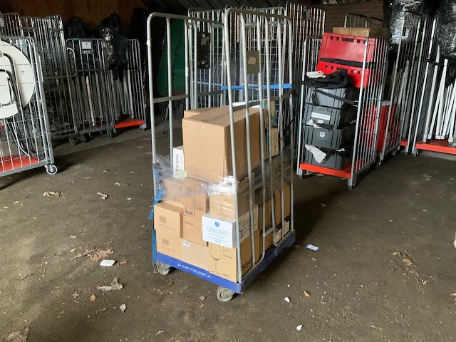 Various beerglasses - afbeelding 1 van  6