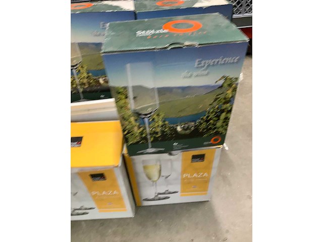 Various champagne glasses (120x) - afbeelding 7 van  11