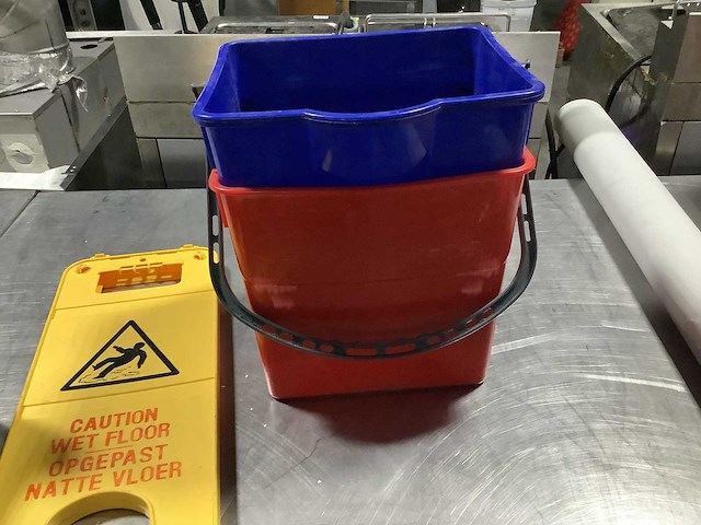 Various cleaning - afbeelding 6 van  6