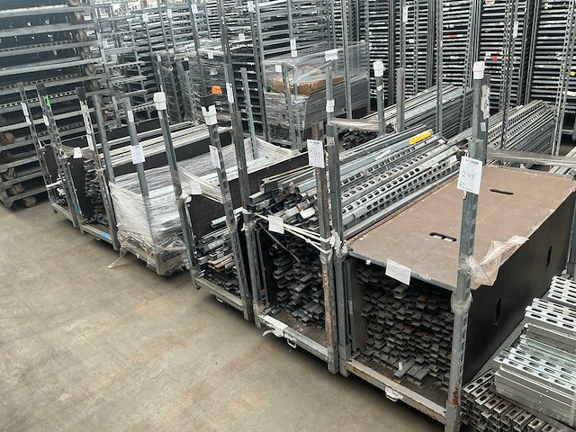 Various internal transport (864x) - afbeelding 8 van  8