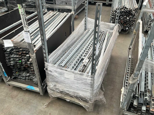 Various internal transport (864x) - afbeelding 4 van  7