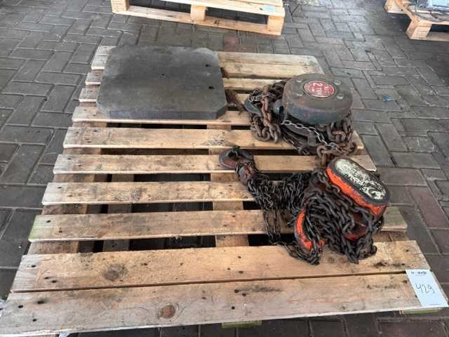 Various lifting and hoisting equipment (2x) - afbeelding 1 van  3