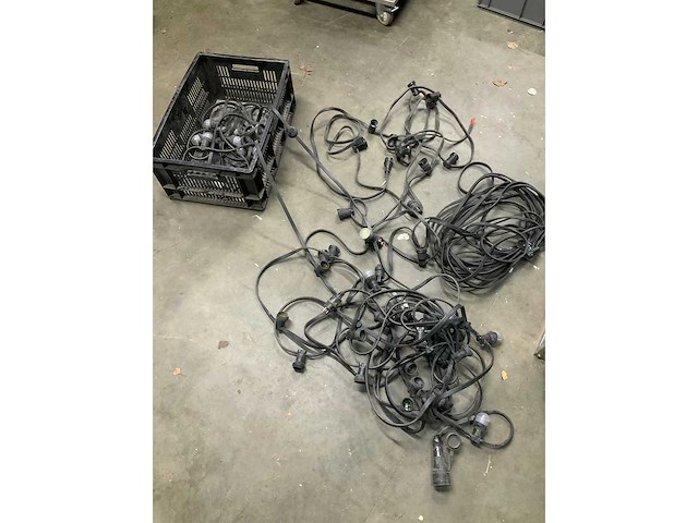 Various light equipment - afbeelding 1 van  2