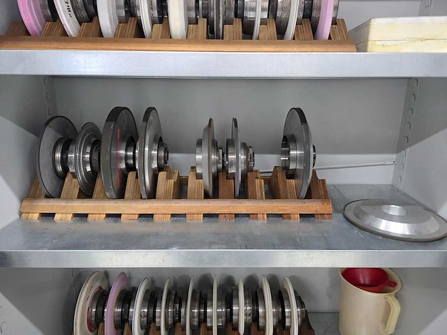 Various parts,tools & accessories - afbeelding 5 van  10