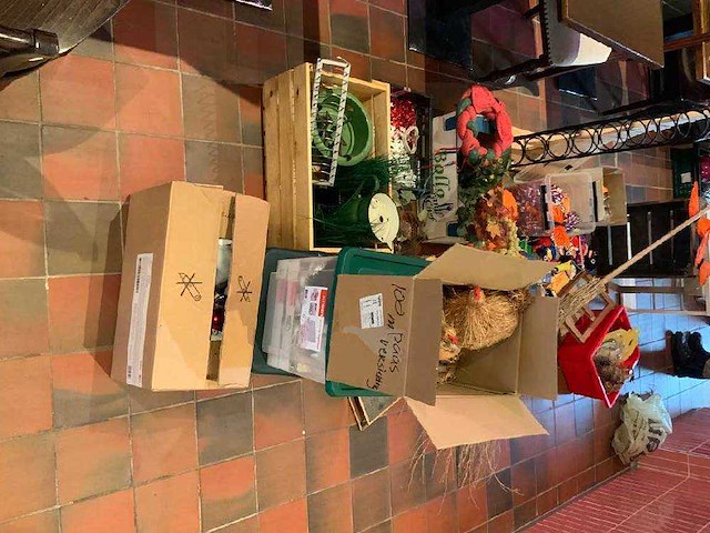 Various store decoration - afbeelding 1 van  4