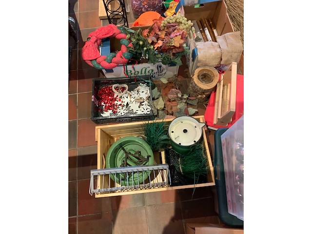 Various store decoration - afbeelding 3 van  4