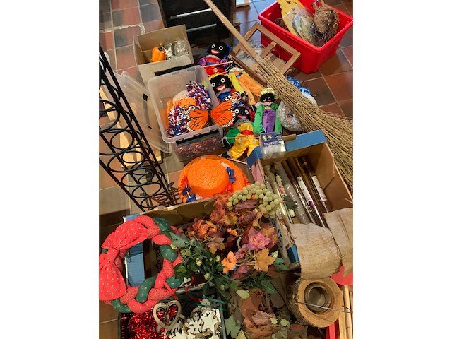 Various store decoration - afbeelding 4 van  4