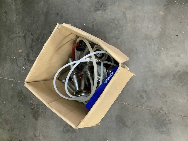 Various tap installation material - afbeelding 4 van  4