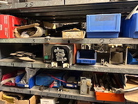 Various warehouse inventory - afbeelding 61 van  226