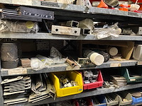 Various warehouse inventory - afbeelding 78 van  226