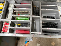 Various warehouse inventory - afbeelding 96 van  226
