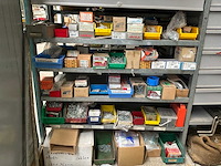 Various warehouse inventory - afbeelding 102 van  226