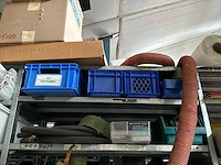 Various warehouse inventory - afbeelding 113 van  226