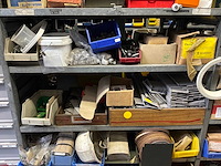Various warehouse inventory - afbeelding 131 van  226