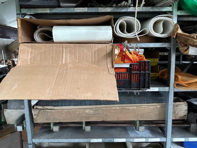 Various warehouse inventory - afbeelding 148 van  226